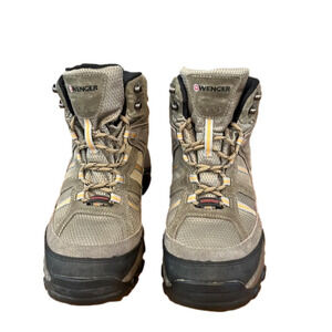 WENGER Swiss Army hiking boots
